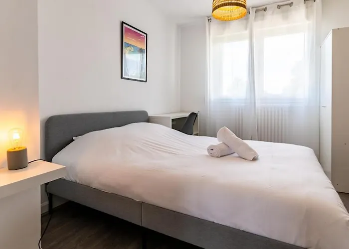 Lumina - Spacieux & Comfortable Apartment *